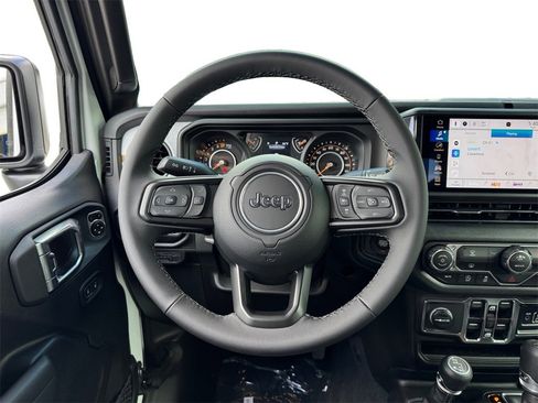 New 2025 Jeep Gladiator Sport image 12