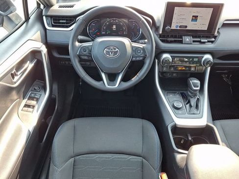 Certified 2024 Toyota RAV4 SE w/ Convenience Package AWD/4WD image 11