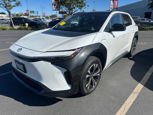 Certified 2025 Toyota bZ4X FWD image 2