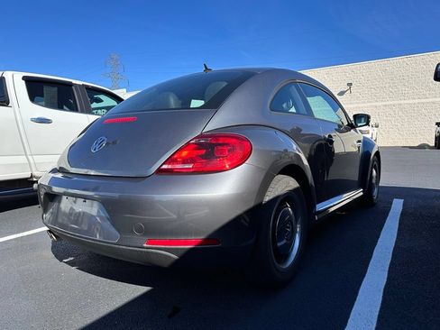 Used 2013 Volkswagen Beetle 2.5 FWD image 4