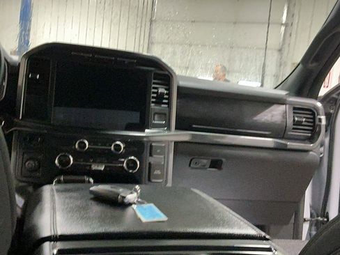 Certified 2022 Ford F150 XLT w/ Equipment Group 302A High image 19