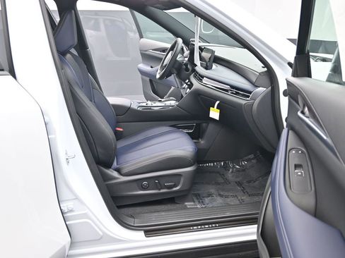 New 2026 INFINITI QX60 Sport w/ Dark Cargo Package image 17