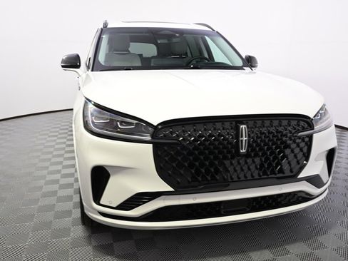 New 2025 Lincoln Aviator Reserve w/ Equipment Group 201A image 9