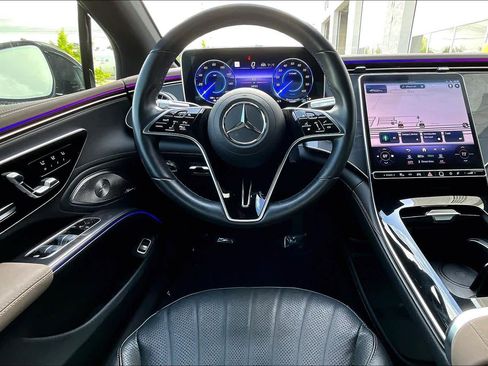 Used 2023 Mercedes-Benz EQS 450+ Sedan image 6