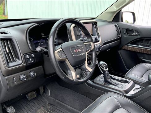 Used 2022 GMC Canyon Denali AWD/4WD image 12
