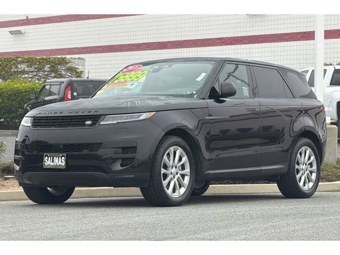 Used 2025 Land Rover Range Rover Sport SE AWD/4WD image 8