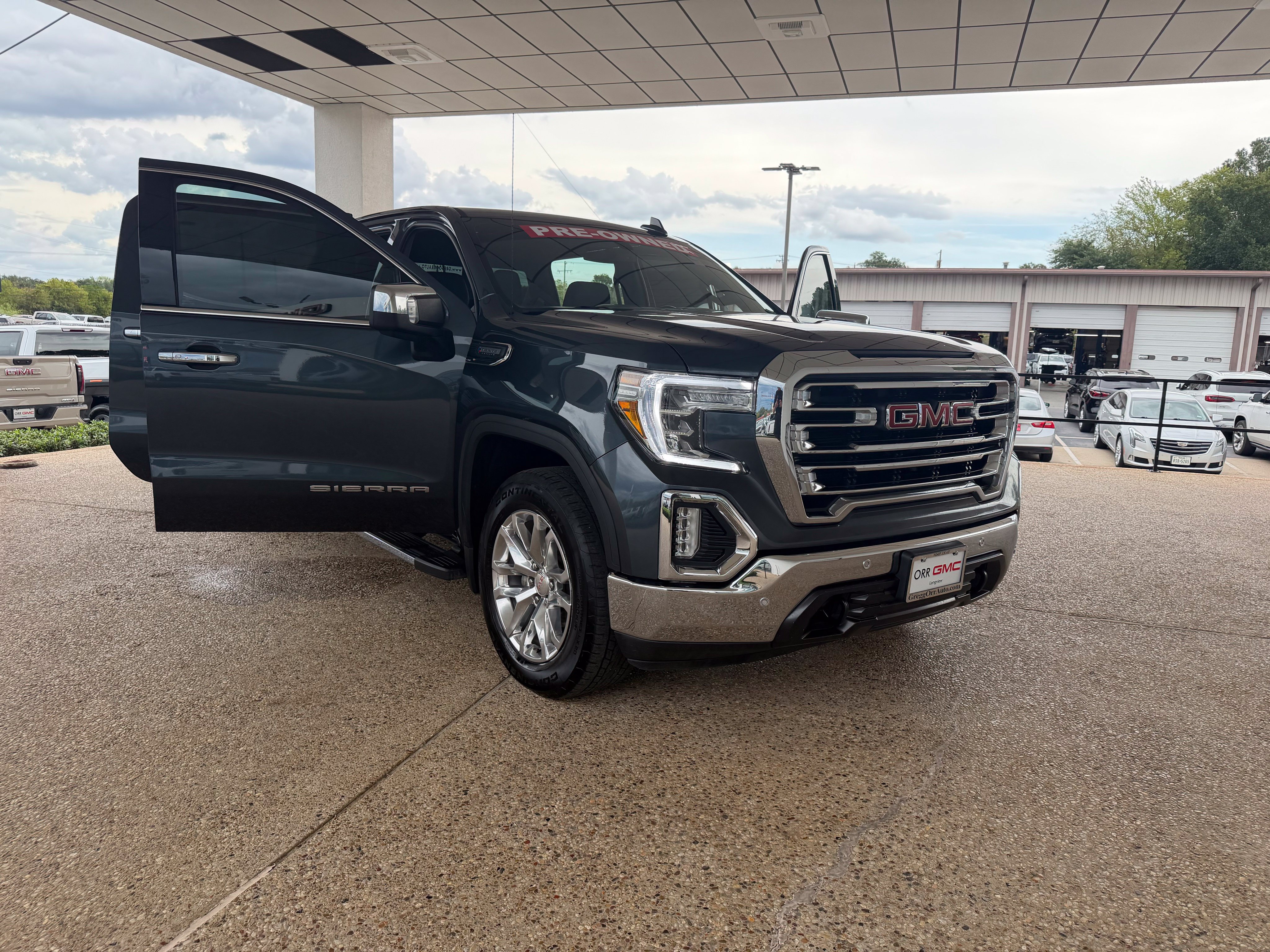 Used 2021 GMC Sierra 1500 SLT AWD/4WD image 13
