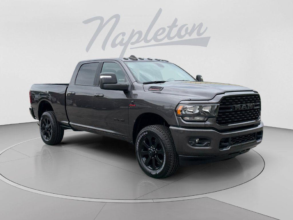 Used 2024 RAM 2500 Big Horn w/ Night Edition AWD/4WD image 8