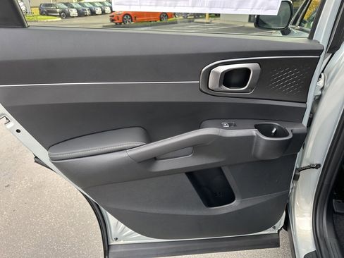 New 2026 Kia Sorento EX image 18