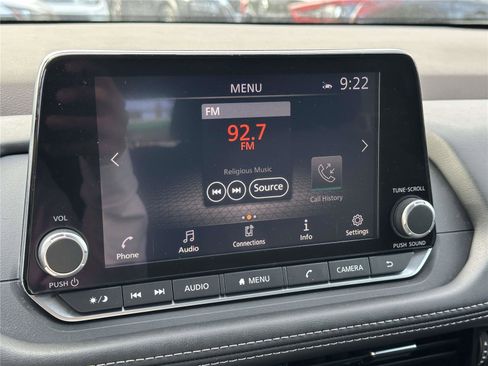 Certified 2022 Nissan Rogue SV image 20