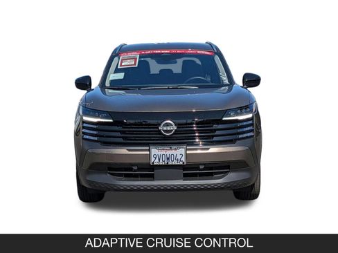 Certified 2026 Nissan Kicks SV image 4