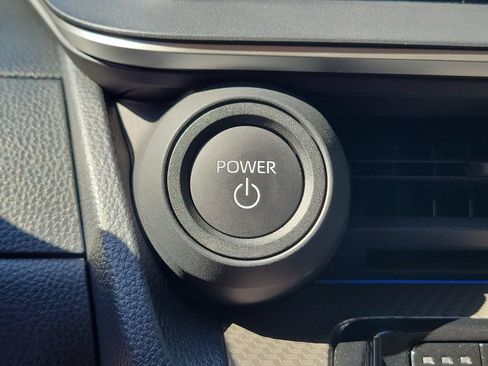 Used 2025 Toyota Prius Limited FWD image 27