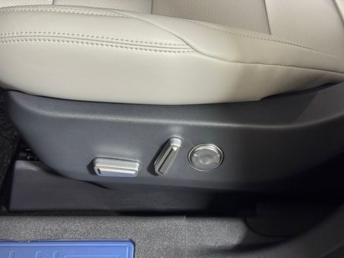 New 2026 Lincoln Nautilus Premier w/ Equipment Group 102A image 20