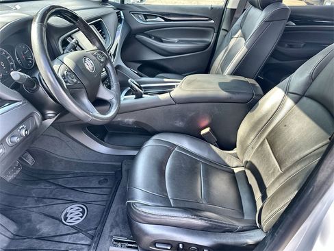 Used 2020 Buick Enclave Avenir w/ Avenir Technology Package image 24
