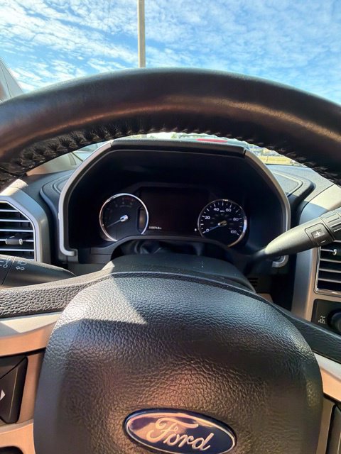Used 2017 Ford F250 Lariat w/ Lariat Ultimate Package AWD/4WD image 21