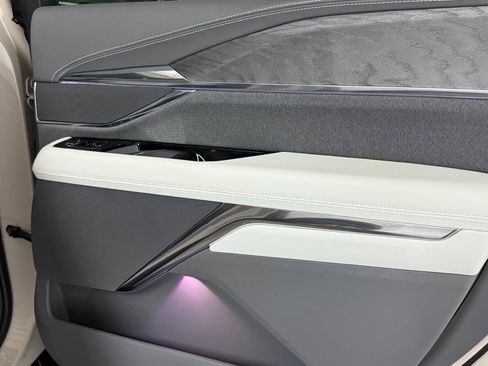 New 2026 Cadillac Escalade IQ Luxury 1 w/ LPO, Floor Liner Package image 47