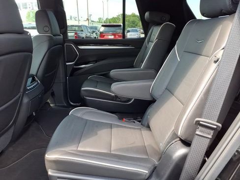 Certified 2025 Cadillac Escalade Sport w/ Touring Package AWD/4WD image 15