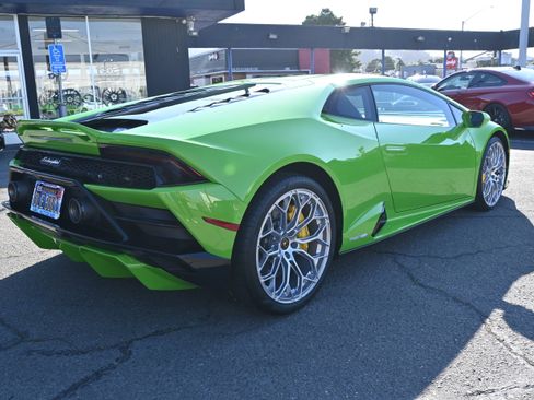 Used 2021 Lamborghini Huracan EVO RWD image 15