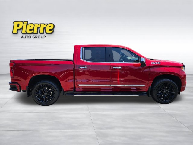 Used 2024 Chevrolet Silverado 1500 High Country w/ High Country Premium Package AWD/4WD image 6