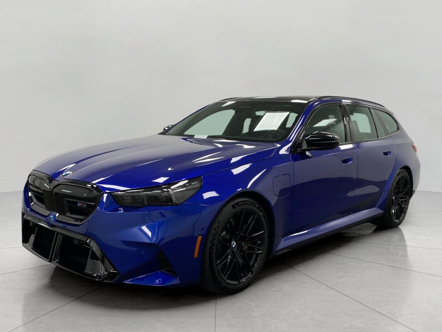 Used 2027 BMW M5 Touring w/ M Driver's Package AWD/4WD image 9