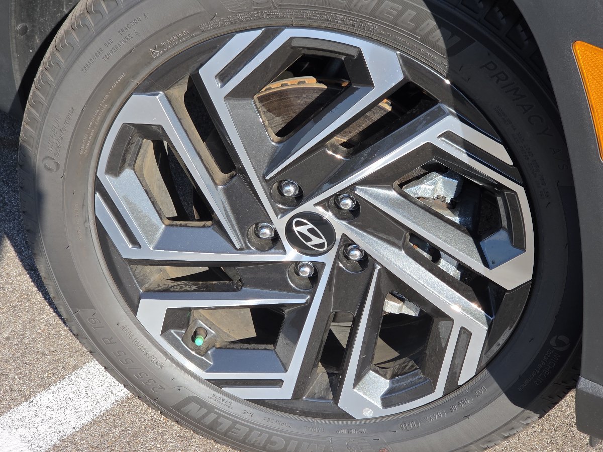 New 2026 Hyundai Tucson Limited AWD/4WD image 17