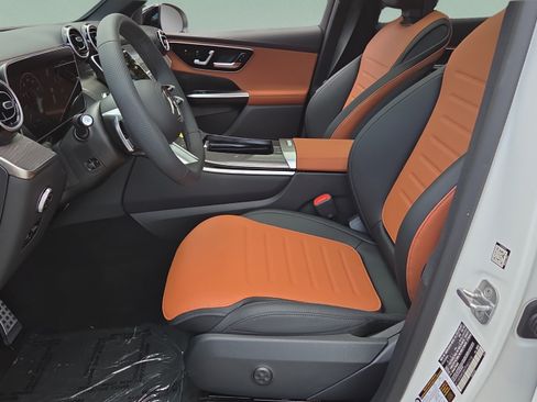 New 2026 Mercedes-Benz GLC 300 image 9
