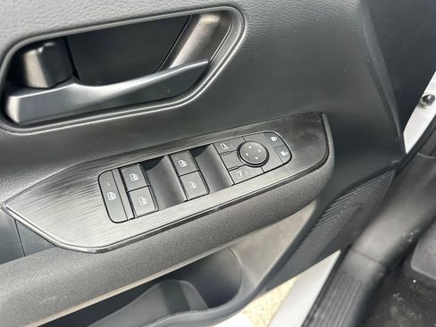 New 2026 Nissan Kicks S image 11