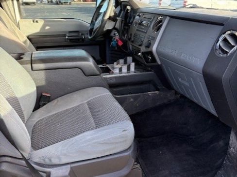 Used 2012 Ford F250 XLT w/ XLT Premium Pkg image 18