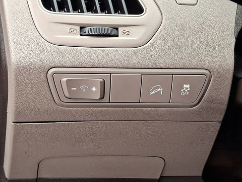 Used 2012 Hyundai Tucson GLS image 24