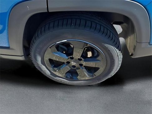 Used 2018 Jeep Compass Latitude w/ Popular Equipment Group image 9