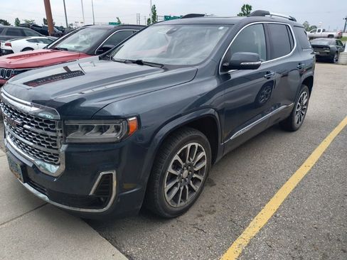 Used 2020 GMC Acadia Denali w/ Technology Package AWD/4WD image 3