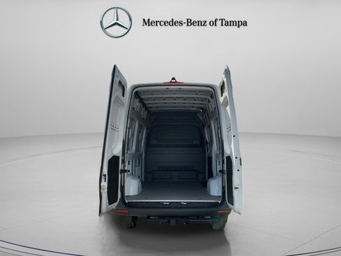 New 2025 Mercedes-Benz Sprinter 2500 image 12
