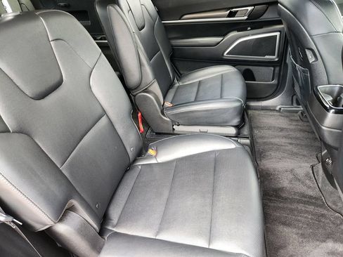 Certified 2023 Kia Telluride S w/ S Sunroof Package AWD/4WD image 21