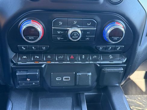 Used 2019 GMC Sierra 1500 SLT w/ SLT Premium Plus Package image 24