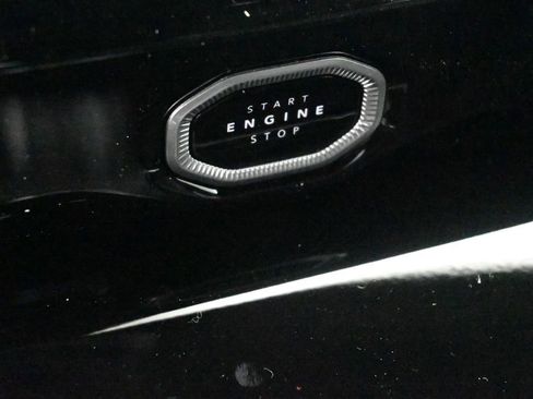 New 2026 Jeep Grand Cherokee Limited w/ Limited Altitude Package AWD/4WD image 17