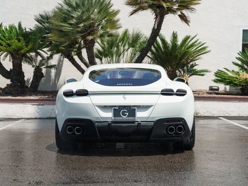 Used 2023 Ferrari Roma image 4