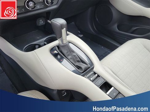 Used 2023 Honda HR-V LX image 19