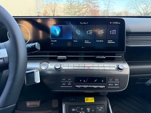 New 2026 Hyundai Kona SEL Premium image 17