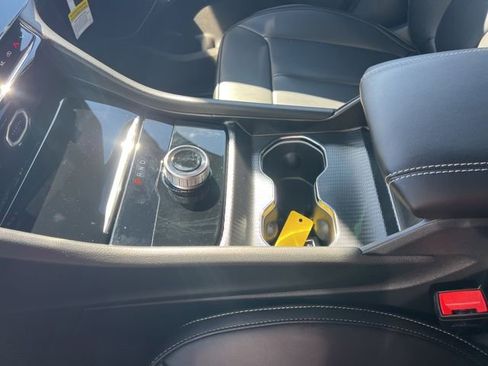 New 2026 Jeep Grand Cherokee Limited RWD image 17