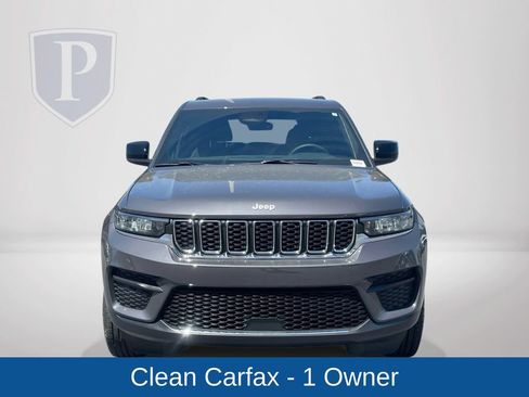 Certified 2025 Jeep Grand Cherokee Laredo w/ Trailer Tow Package AWD/4WD image 4