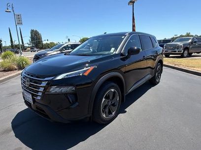 Used 2025 Nissan Rogue SV