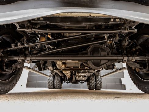 Used 2023 Ford F450 Platinum w/ FX4 Off-Road Package image 13