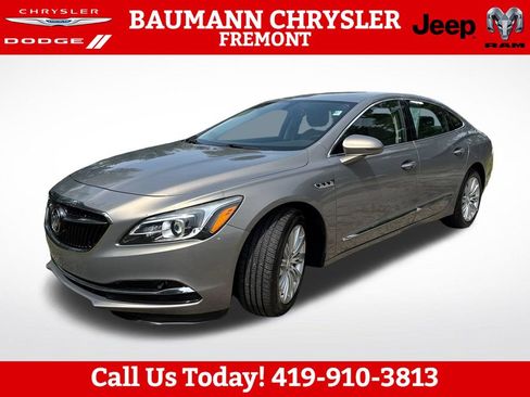 Used 2017 Buick LaCrosse FWD image 2