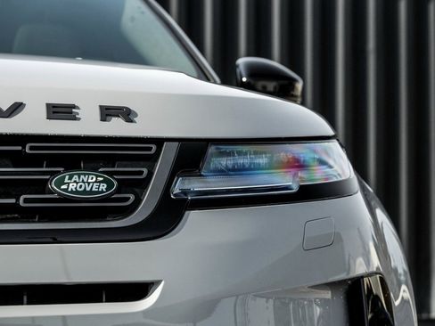 New 2026 Land Rover Range Rover Evoque S image 6