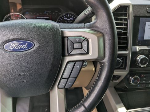 Used 2021 Ford F250 Lariat w/ Lariat Ultimate Package AWD/4WD image 30