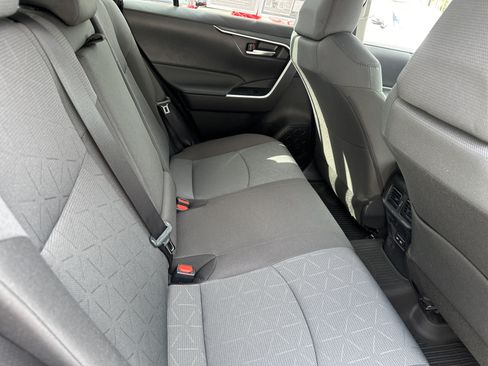 Used 2025 Toyota RAV4 XLE w/ Convenience Package FWD image 14