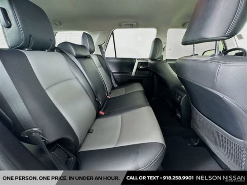 Used 2020 Toyota 4Runner SR5 Premium AWD/4WD image 27