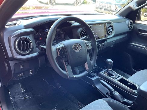 Used 2021 Toyota Tacoma SR5 RWD image 15