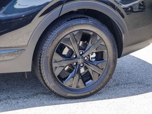 Certified 2025 Kia Sportage X-Line AWD/4WD image 10