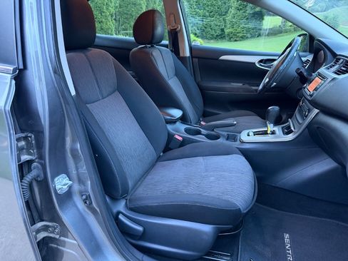 Used 2015 Nissan Sentra SV FWD image 23